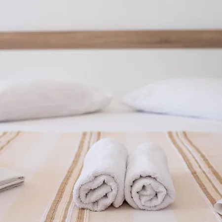 Mirna Center & Beach * Gradac (Split-Dalmatia)